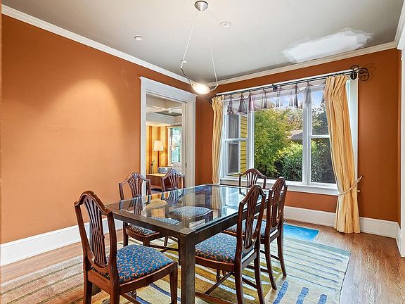 5th image of 1545 Waverley St
