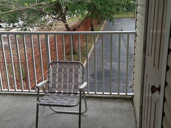 3rd image of 11763 College Park Trl