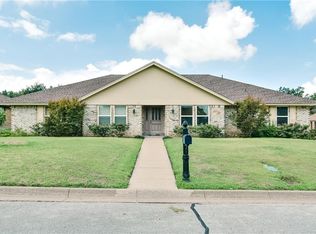 7304 Bramblewood Rd, Fort Worth, TX 76133