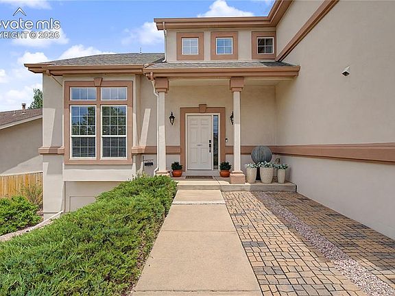 3rd image of 7001 Oasis Butte Dr