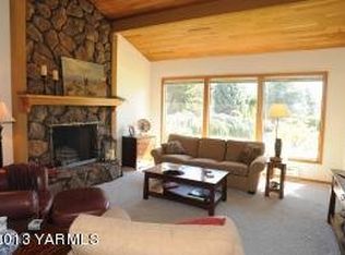 502 N 64th Ave, Yakima, WA 98908