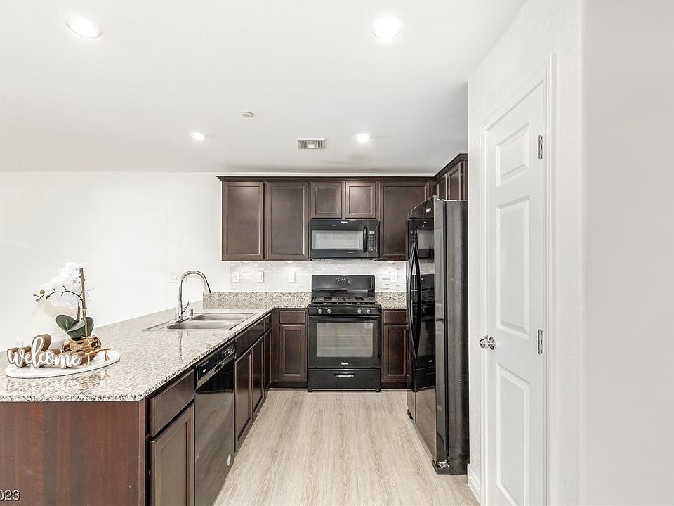 1st image of 4462 Pineham Ct