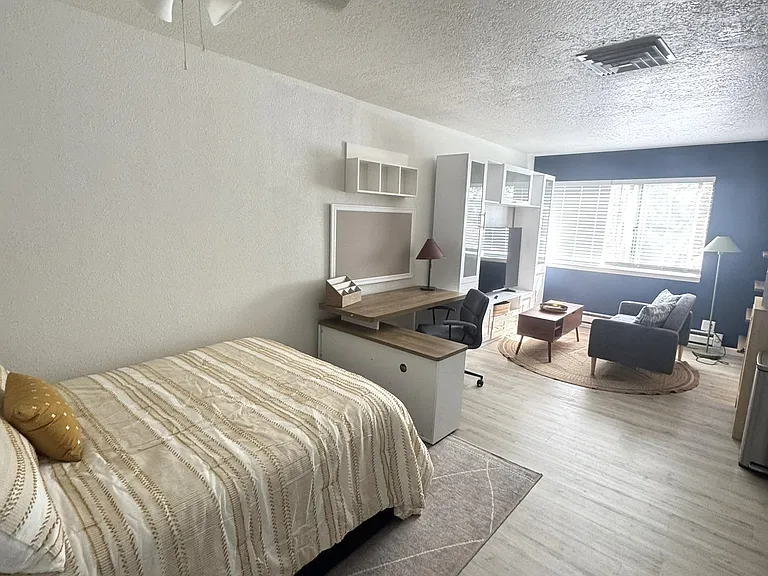 Amber Sky Apartments — Photo 12