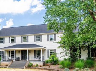 11748 Thomas Ave, Great Falls, VA 22066