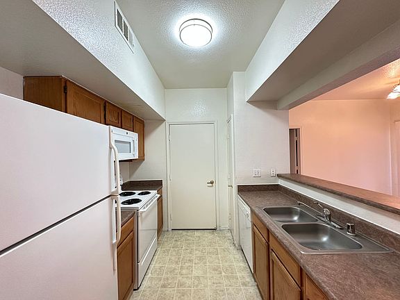 4th image of 9620 W Russell Rd APT 1130