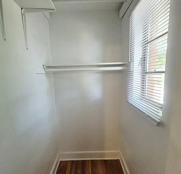 3230 W Grace St #6 — Photo 17