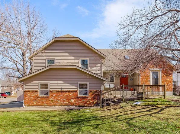 1600 E Frontier Ln, Olathe, KS 66062