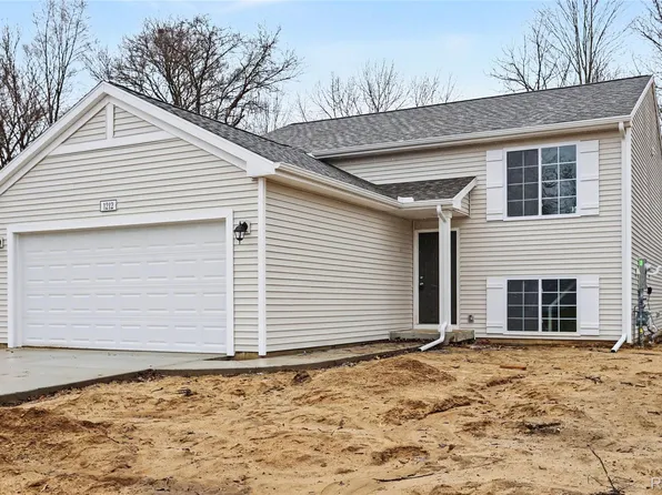 6841 Kappler Dr, Brooklyn, MI 49230