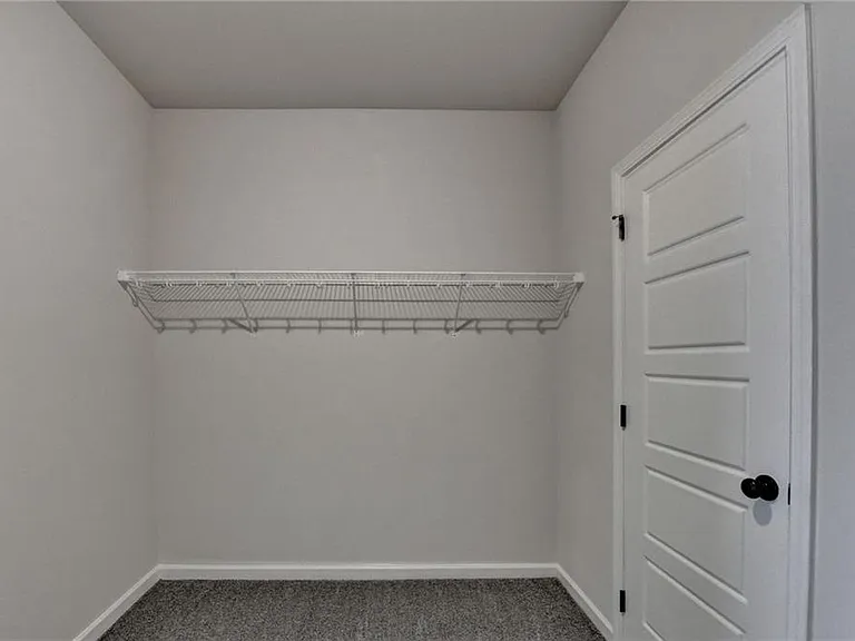 1854 Westfall Lndg — Photo 34