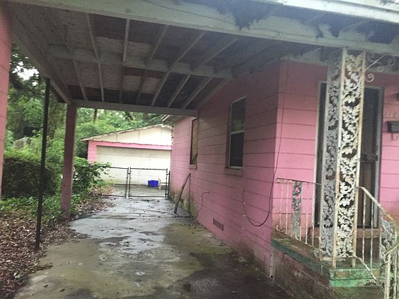 4th image of 4430 Detaille Dr