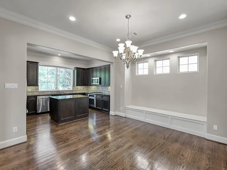 2101 Elmen St — Photo 17