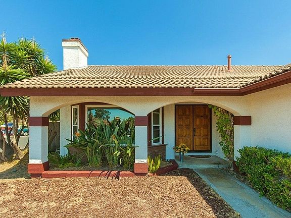 3rd image of 7449 Canyon Peak Ln