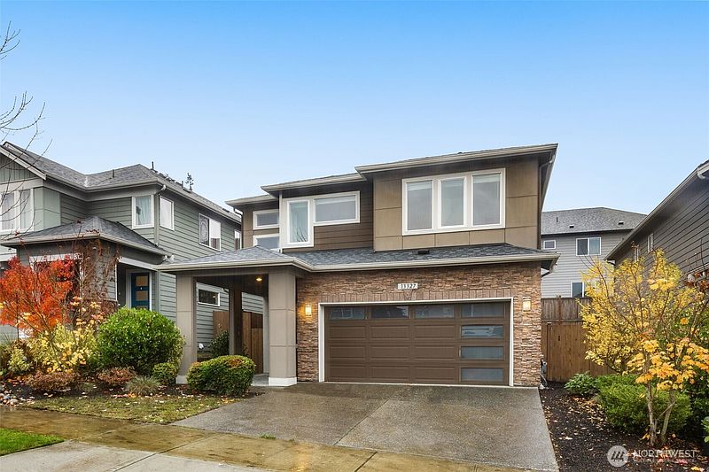 2nd image of 13327 188th Avenue SE