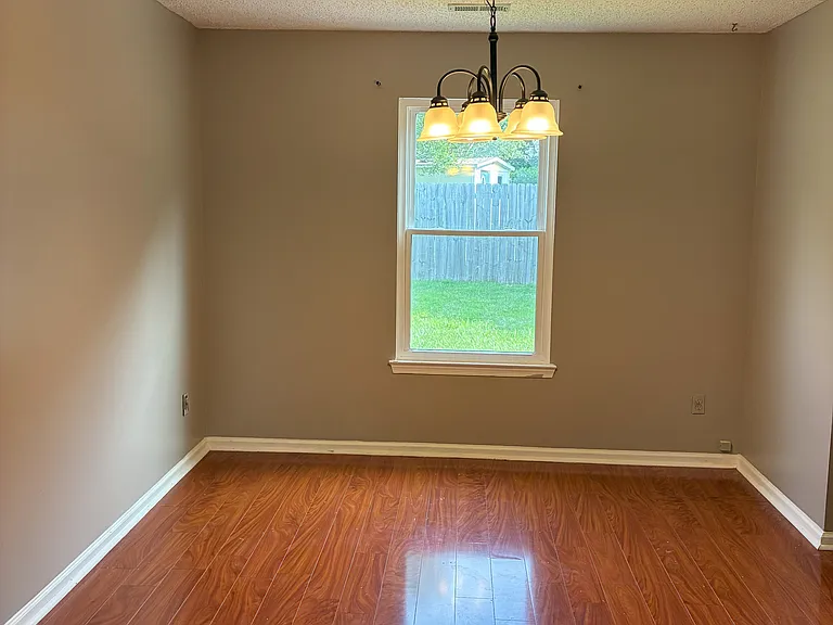 1764 Kitimal Dr — Photo 7