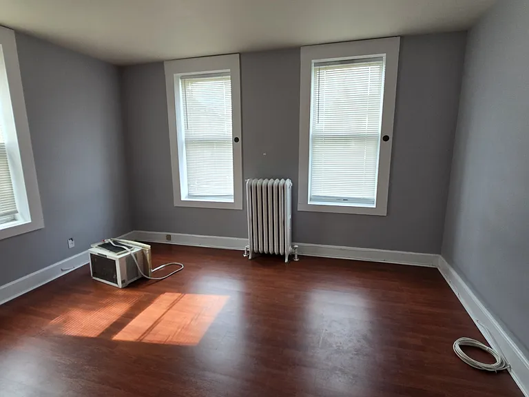 400 W Market St #2 — Photo 7