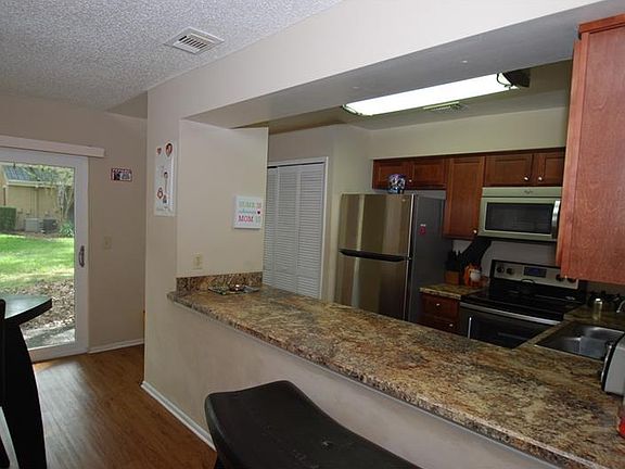 5th image of 607 Casa Park C Ct