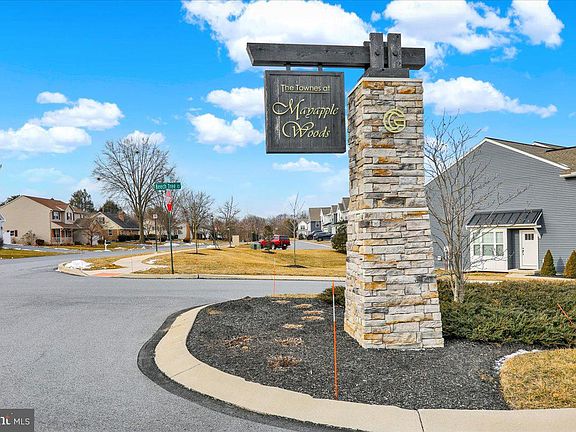 4th image of 67 Beech Tree Ct #U-0019