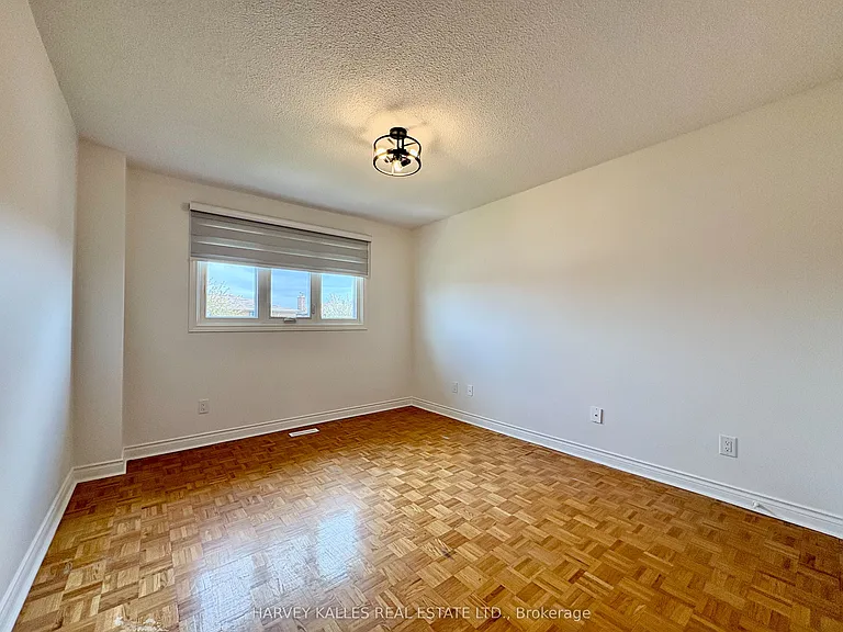 70 Amaretto Ct — Photo 19