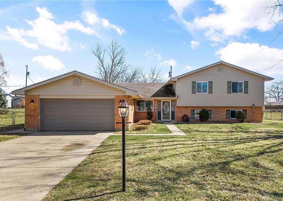 2402 Apricot Dr, Dayton, OH 45431 | Zillow