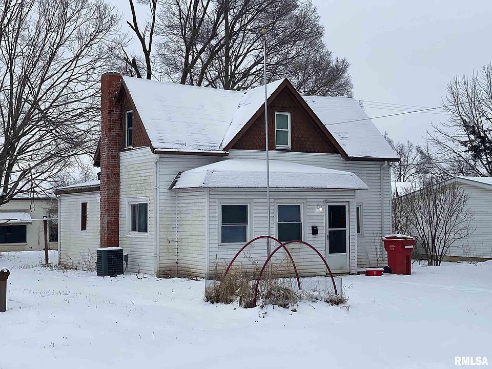 1st image of 1116 N 4th St