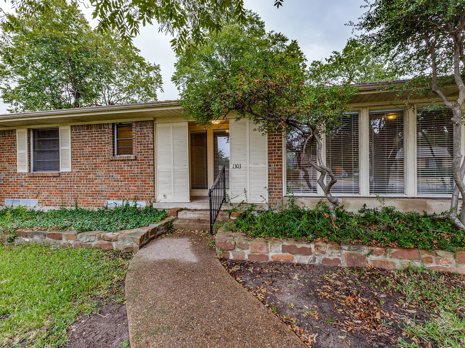 3 bed, 1440 sqft, $2,475 — Photo 2