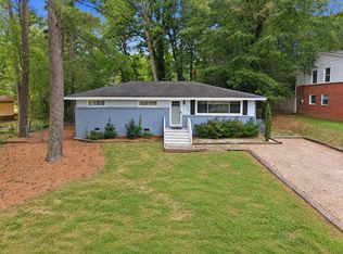 3205 Crandon Ln, Raleigh, NC 27604
