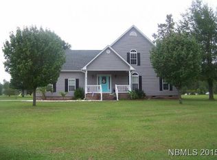 3523 Old Airport Rd, New Bern, NC 28562