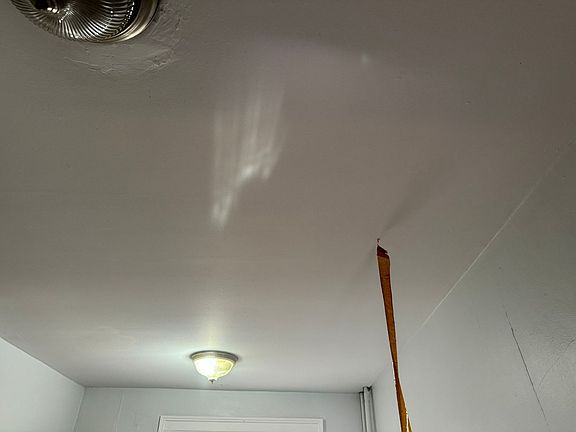 5th image of 1475 Chapel St #11321023
