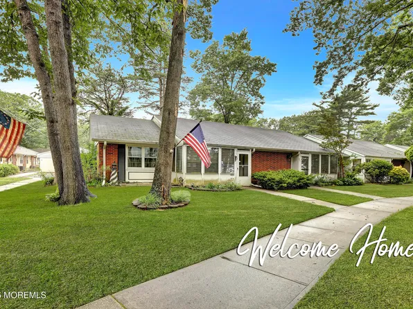 52A Cambridge Court, Lakewood, NJ 08701