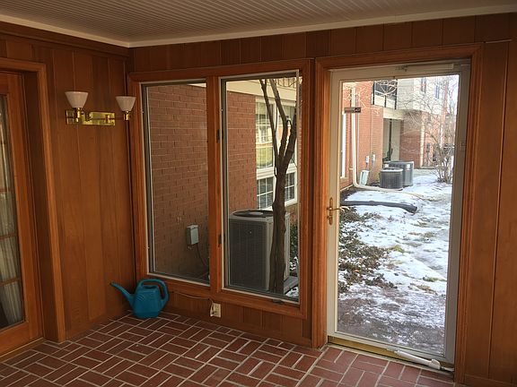 5th image of 7428 King George Dr