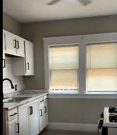 2nd image of 11605 Carolina Rd #2