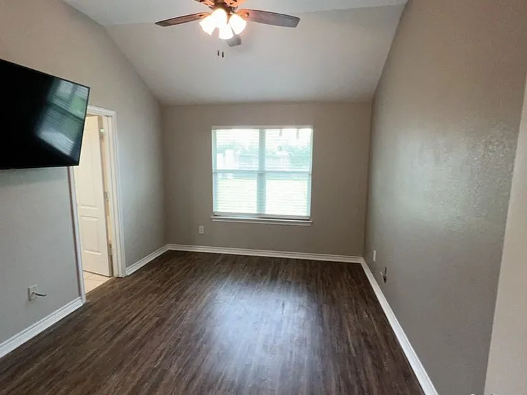 2602 Alexander Valley Ct — Photo 8