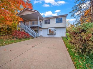 512 E South St, Albion, IN 46701