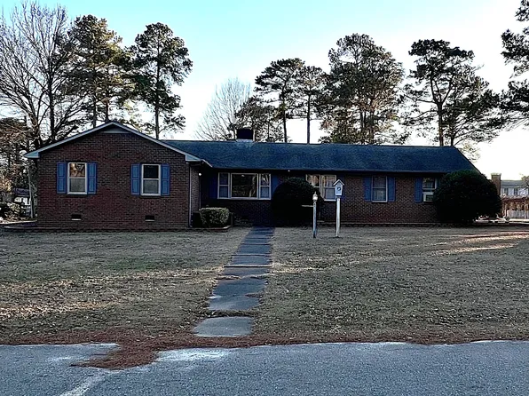 103 Walnut Street, La Grange, NC 28551