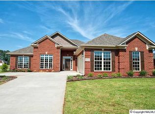 14557 Eva Cir, Athens, AL 35613