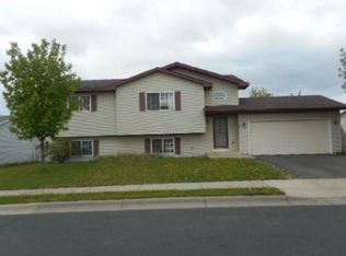 113 Hill St, Montrose, MN 55363