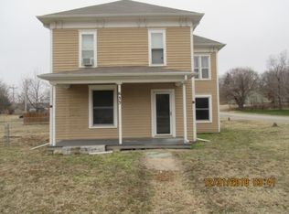 633 Logan Ave, Chapman, KS 67431