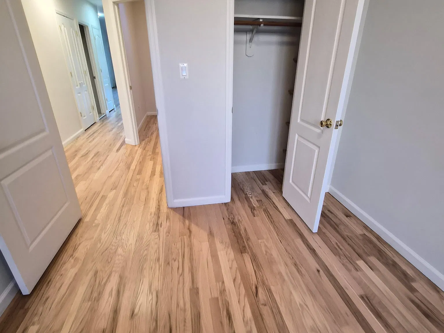 3 bed, 1200 sqft, $3,300 — Photo 2