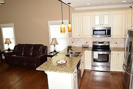 2nd image of 6858 Village Lake Cir