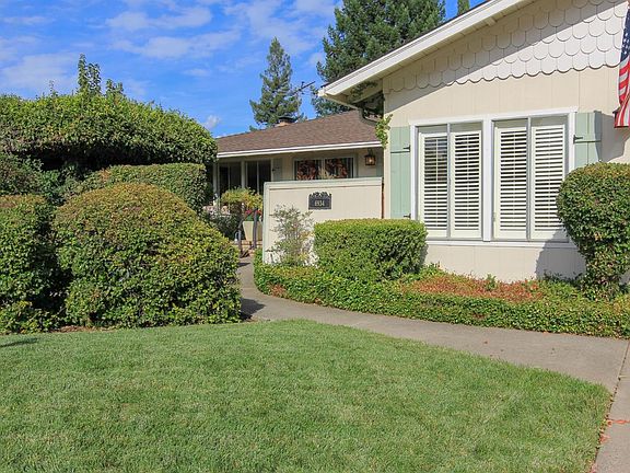 3rd image of 6934 Los Olivos Way