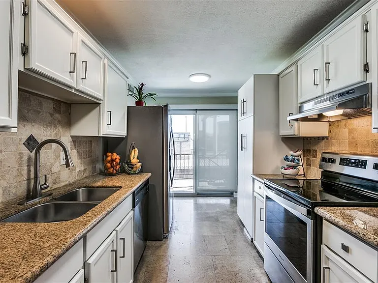 7929 Meadow Park Dr #202 — Photo 1