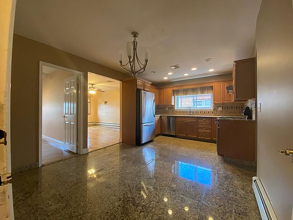 2nd image of 1486 Stadium Ave Unit 3