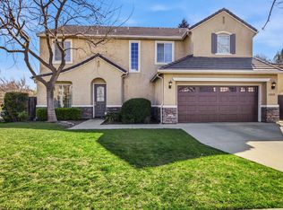 1242 N Julieann Street, Visalia, CA 93291