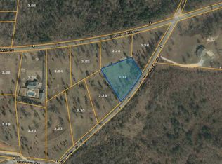 Pine Ridge Rd, Lexington, TN 38351