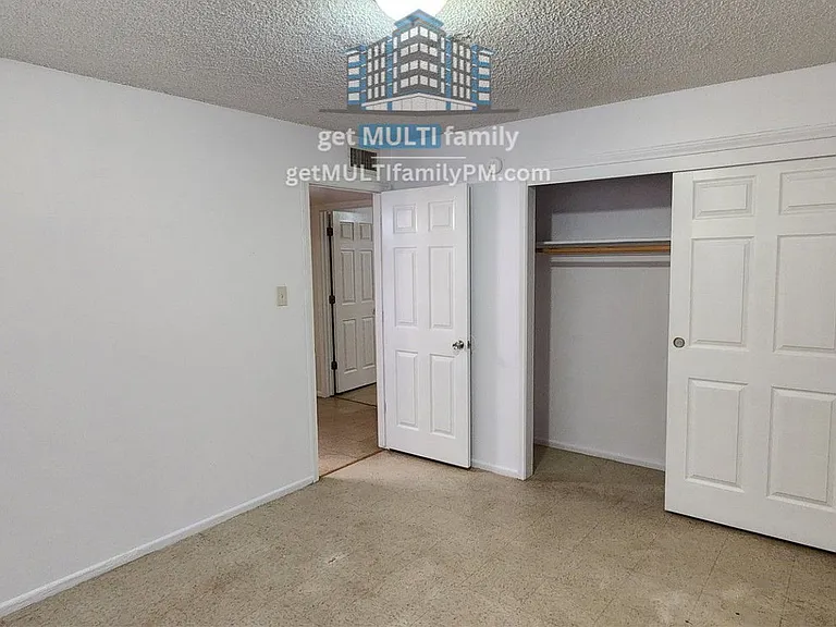 10044 N 18th Ave #2 — Photo 6