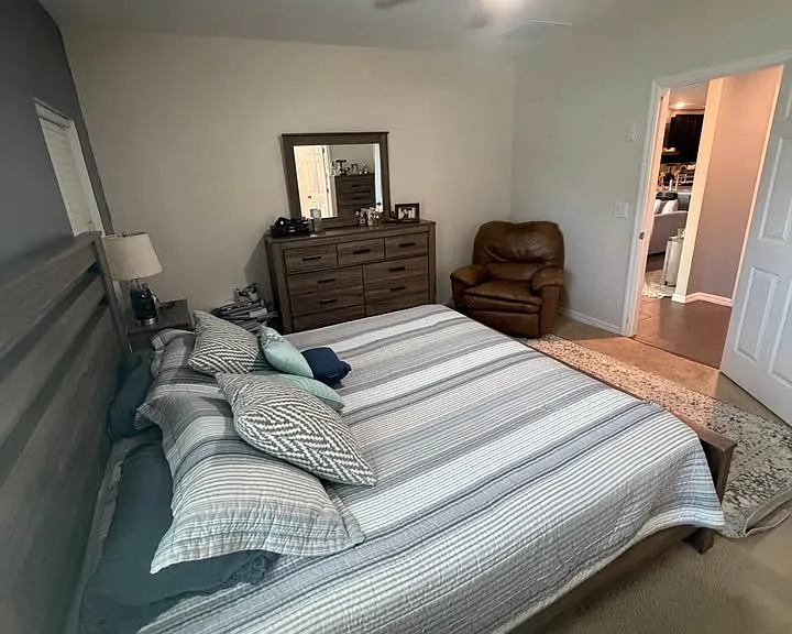 572 Sardinia Cir — Photo 9