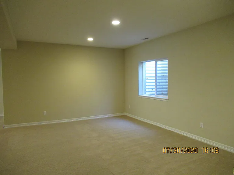 26834 E Mineral Dr — Photo 113
