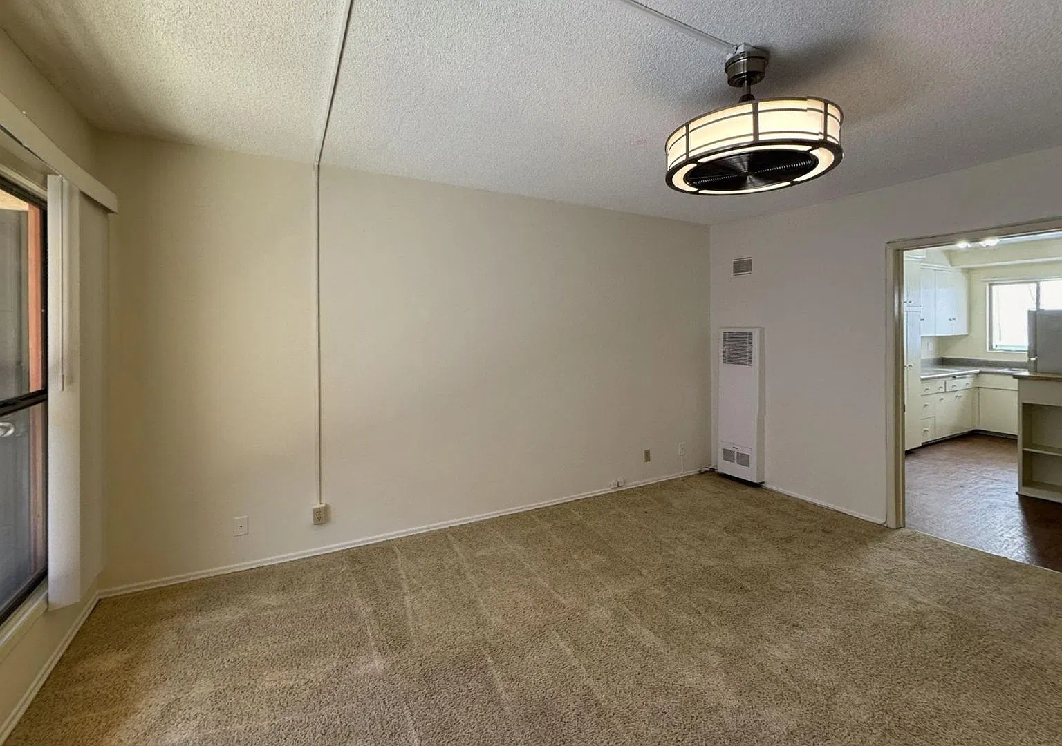 Charming Upper Studio - A Few Blocks To Santa Monica Beach! — Photo 4