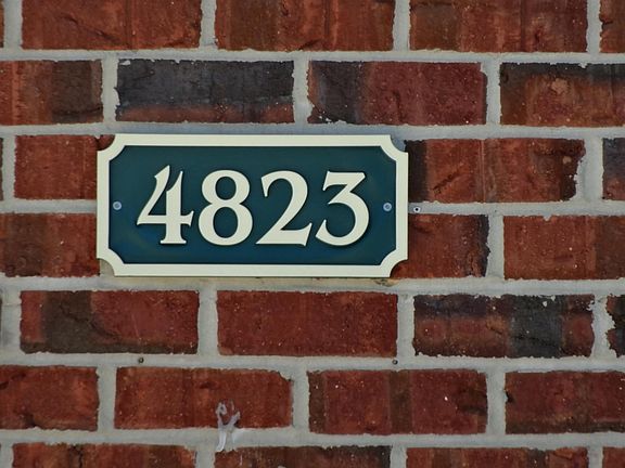 ADDRESS PLATE