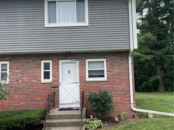7 Camelot Drive #6, Bloomfield, CT 06002